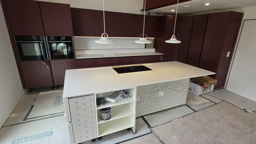 Kitchen with BQS Opus White Kitchen Worktops