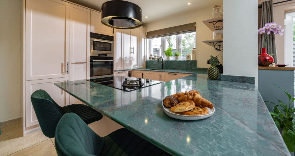 Kitchen Worktops in CRL Cristallo Verde